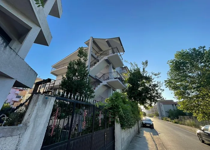 Vivo * Durrës